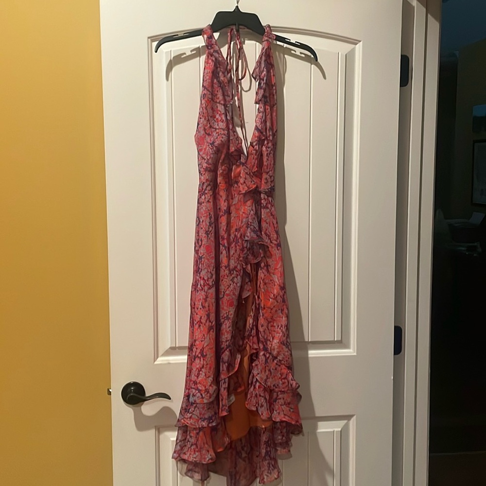 Worn one time! Beautiful summer dress, size medium.